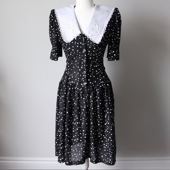 Vintage pinup style polka dot dress - Picture 4 of 8